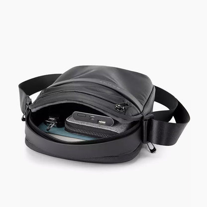 Urban Crossbody Bag for Daily Use – Compact & Stylish – Bange City 