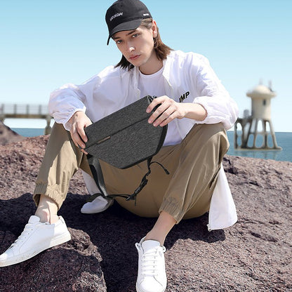 Compact Expandable Waist Bag – Modern & Lightweight Design – Bange Expand 