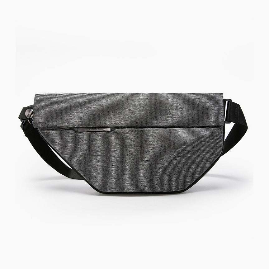 Compact Expandable Waist Bag – Modern & Lightweight Design – Bange Expand 