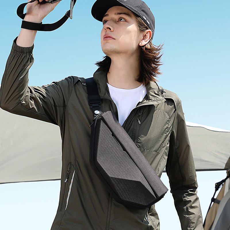 Compact Expandable Waist Bag – Modern & Lightweight Design – Bange Expand 