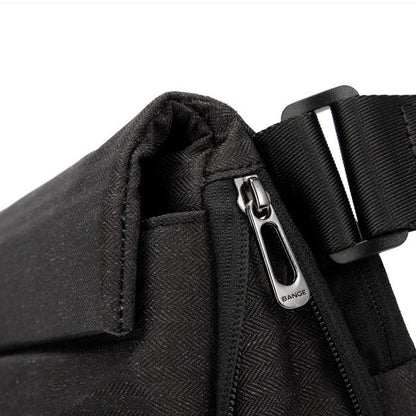 Compact Expandable Waist Bag – Modern & Lightweight Design – Bange Expand 