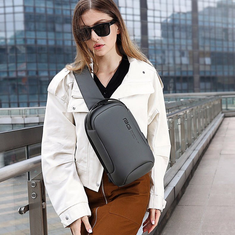 Compact and Functional Crossbody Bag for Everyday Carry – Bange Locki-S 
