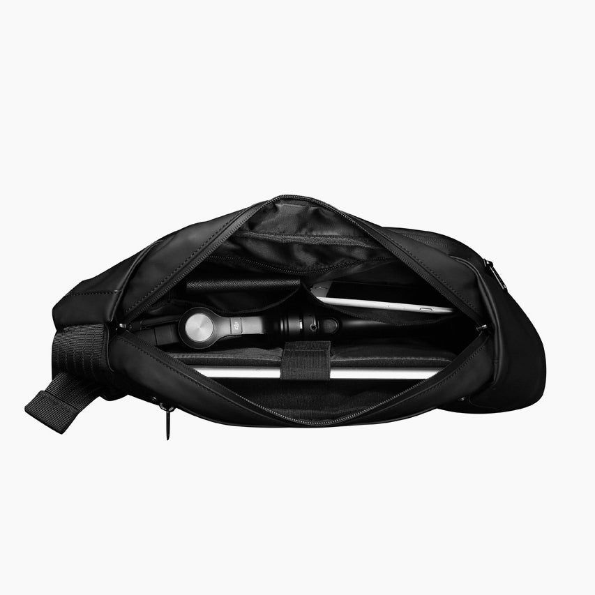 Lightweight Water-Resistant Waist Bag for Travel & Everyday Use – Bange Nayo #color_black