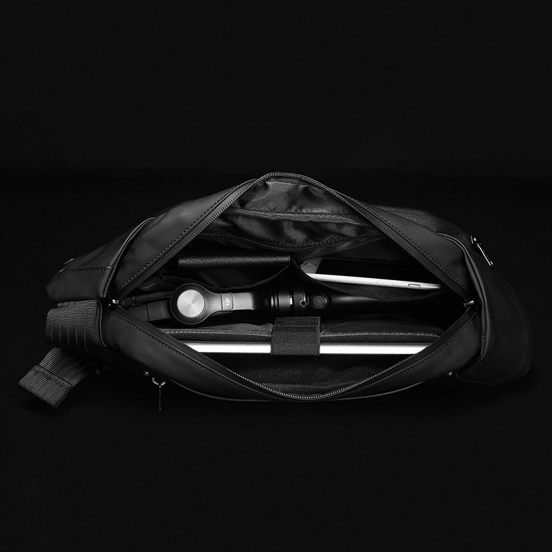 Lightweight Water-Resistant Waist Bag for Travel & Everyday Use – Bange Nayo 