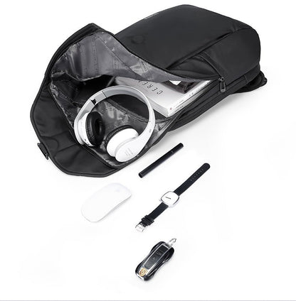 Waterproof Backpack for 17.3" Laptop with USB Port – Bange Pulse 