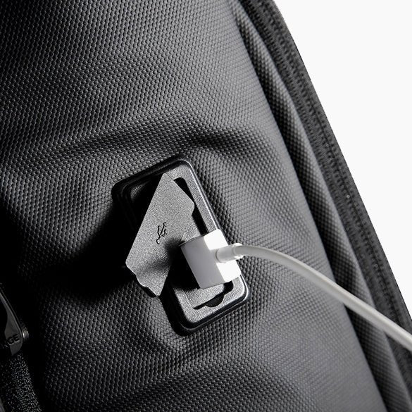 Waterproof Backpack for 17.3" Laptop with USB Port – Bange Pulse 