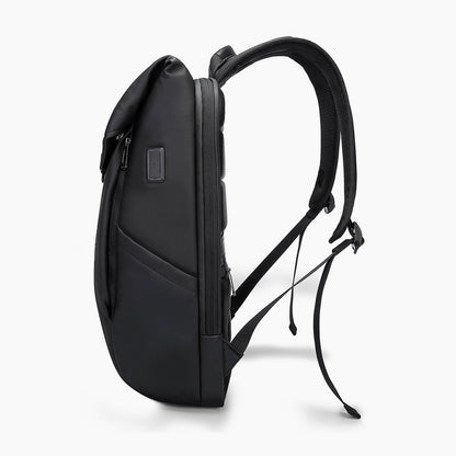 Waterproof Backpack for 17.3" Laptop with USB Port – Bange Pulse 