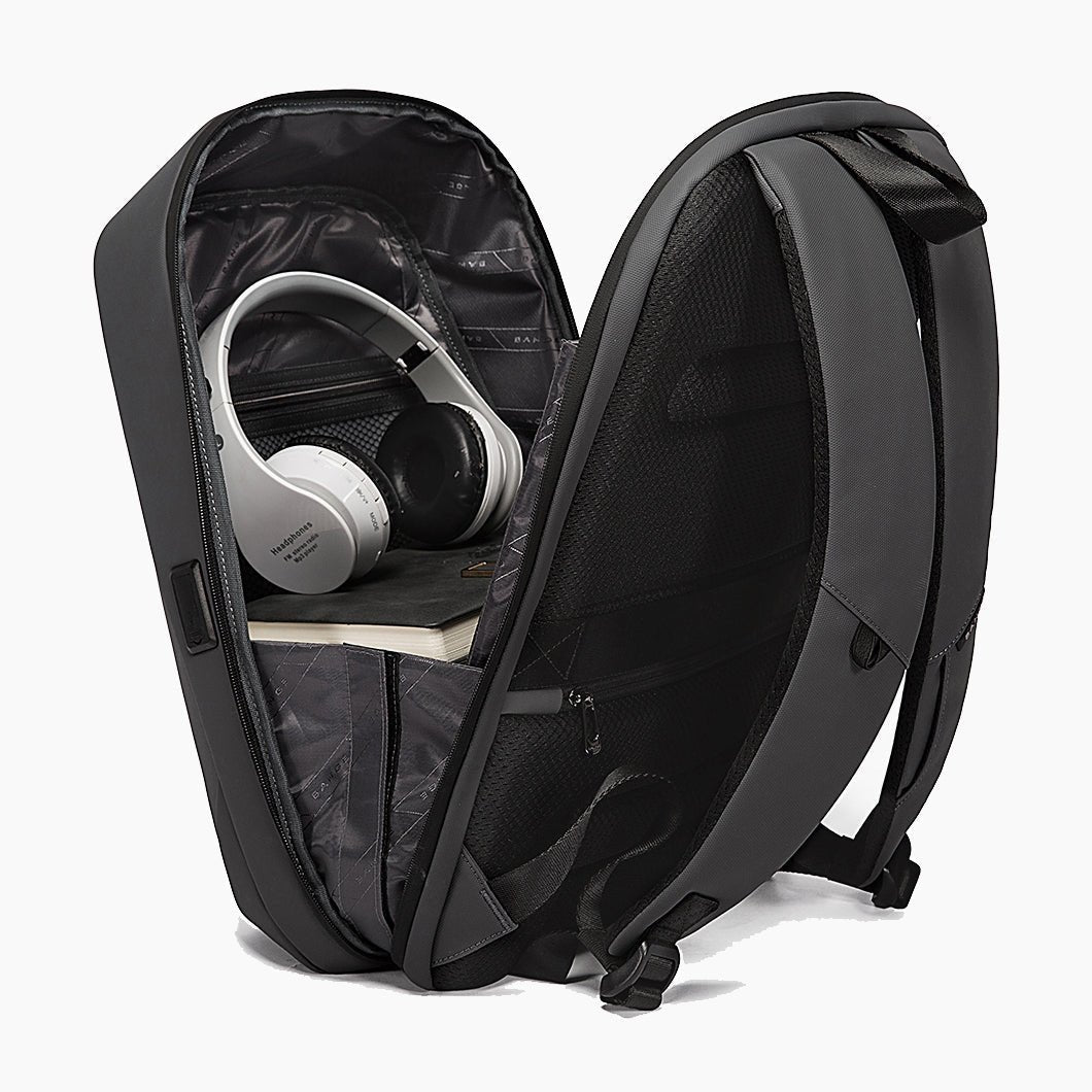 Smart Backpack for 17.3" Laptop with USB Port – Bange Vanguard 