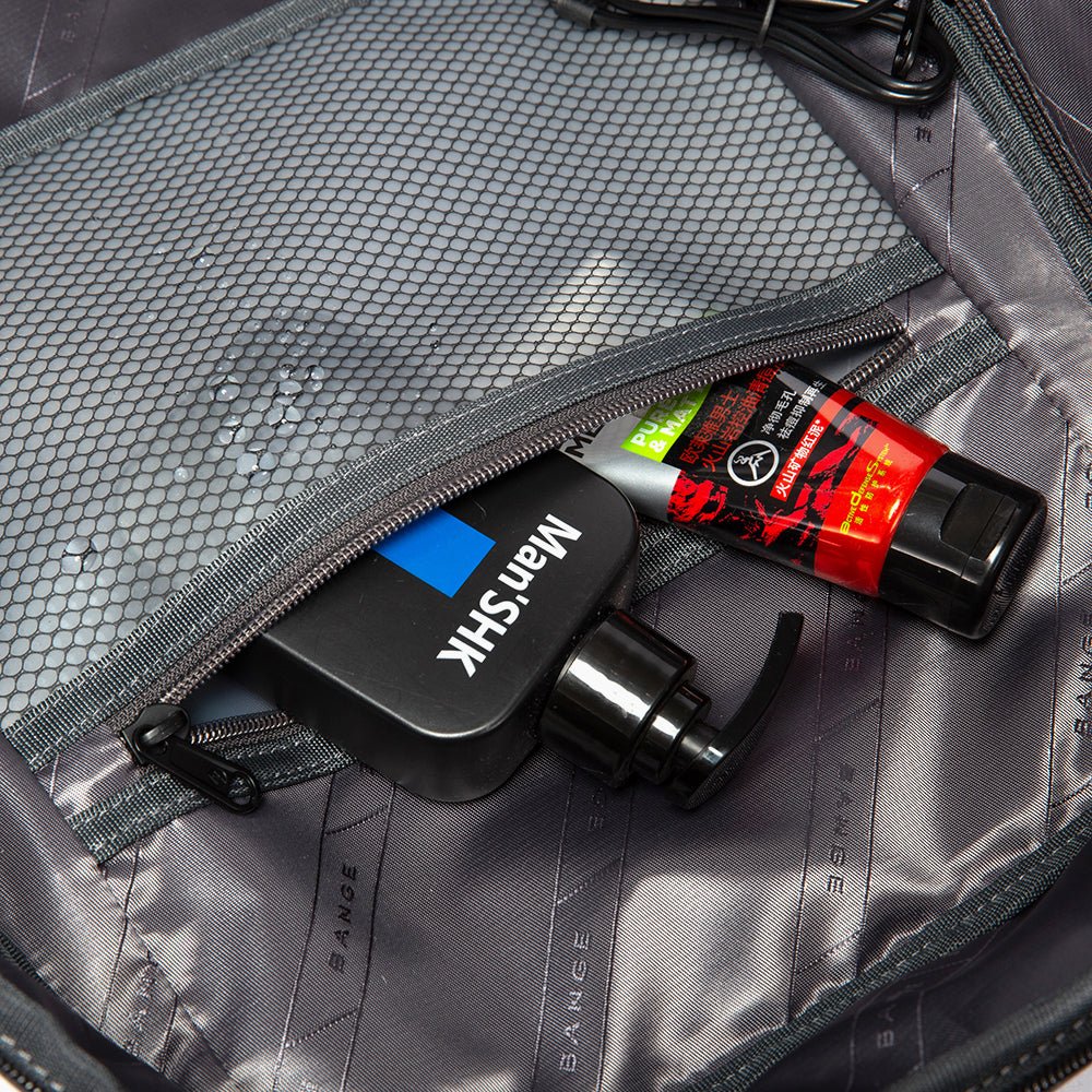 Smart Backpack for 17.3" Laptop with USB Port – Bange Vanguard 