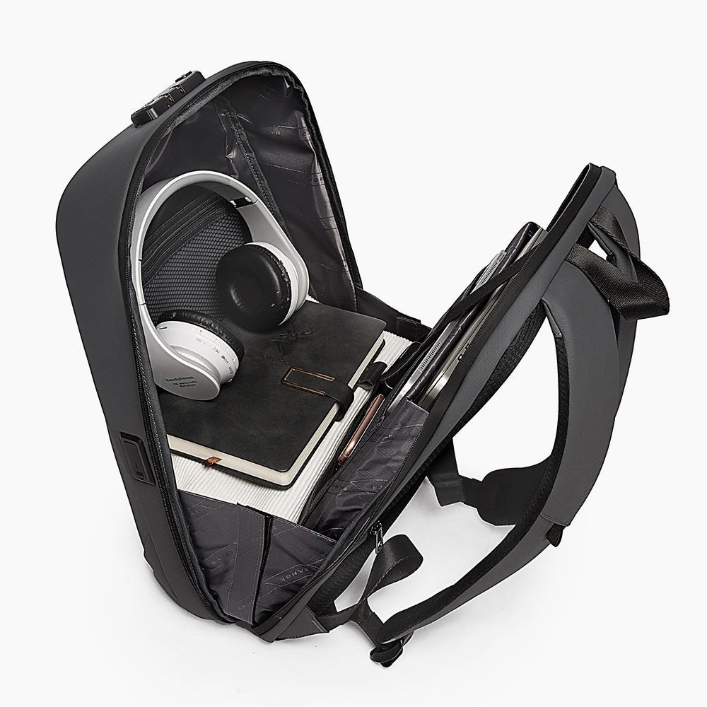 Smart Backpack for 17.3" Laptop with USB Port – Bange Vanguard 