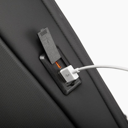 Smart Backpack for 17.3" Laptop with USB Port – Bange Vanguard 