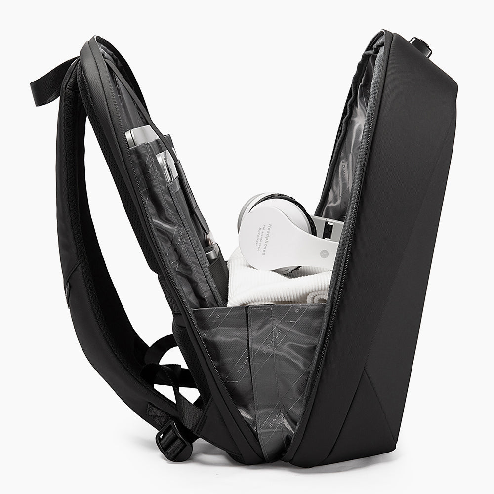 Smart Backpack for 17.3" Laptop with USB Port – Bange Vanguard 