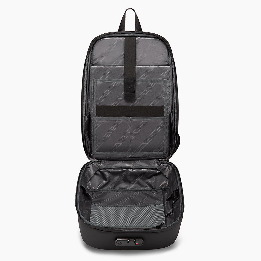 Smart Backpack for 17.3" Laptop with USB Port – Bange Vanguard 