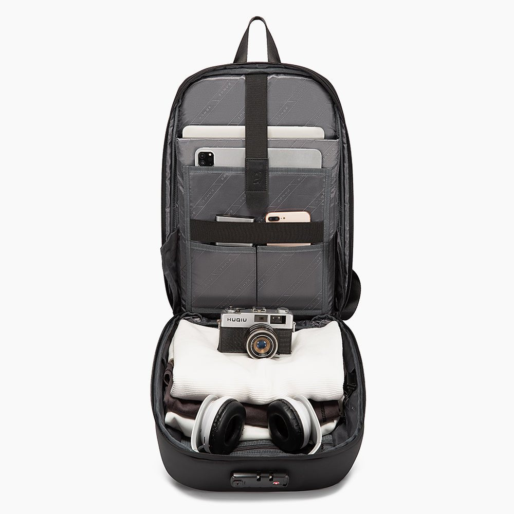 Smart Backpack for 17.3" Laptop with USB Port – Bange Vanguard 