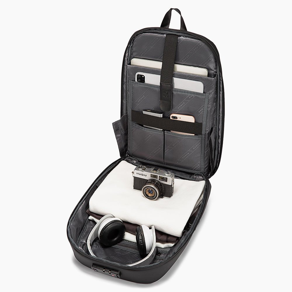 Smart Backpack for 17.3" Laptop with USB Port – Bange Vanguard 