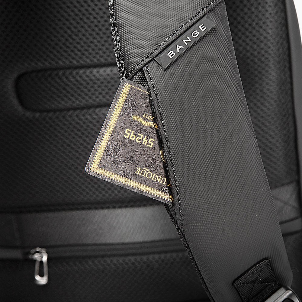 Smart Backpack for 17.3" Laptop with USB Port – Bange Vanguard 
