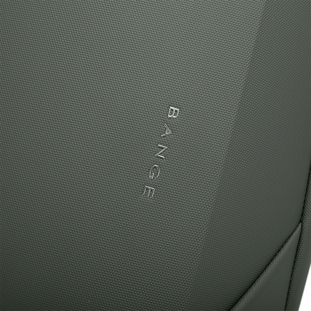 Smart Backpack for 17.3" Laptop with USB Port – Bange Vanguard 
