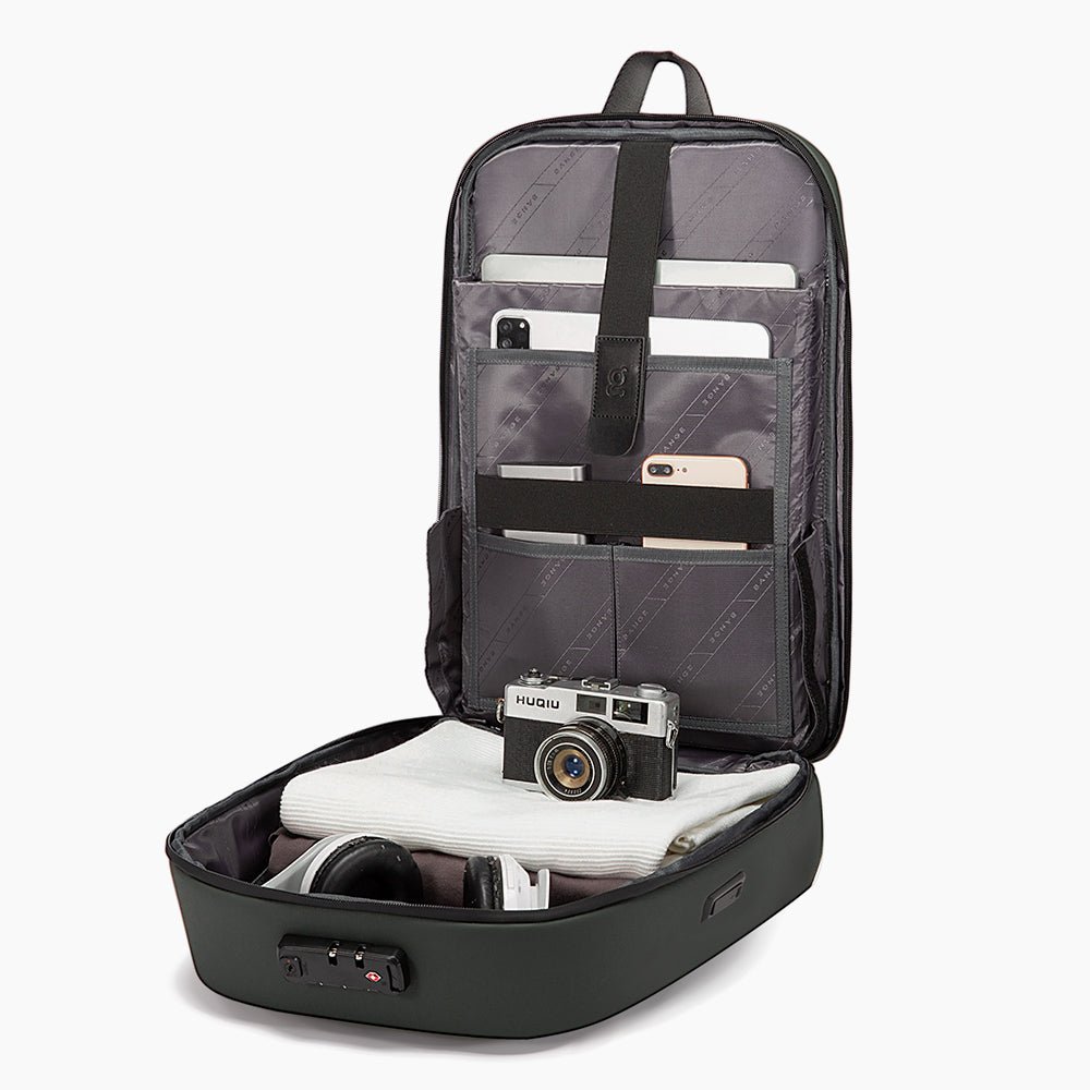 Smart Backpack for 17.3" Laptop with USB Port – Bange Vanguard 