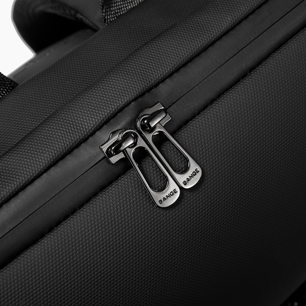 Executive Laptop Backpack for up to 17.3" with USB Port – Bange Vector 