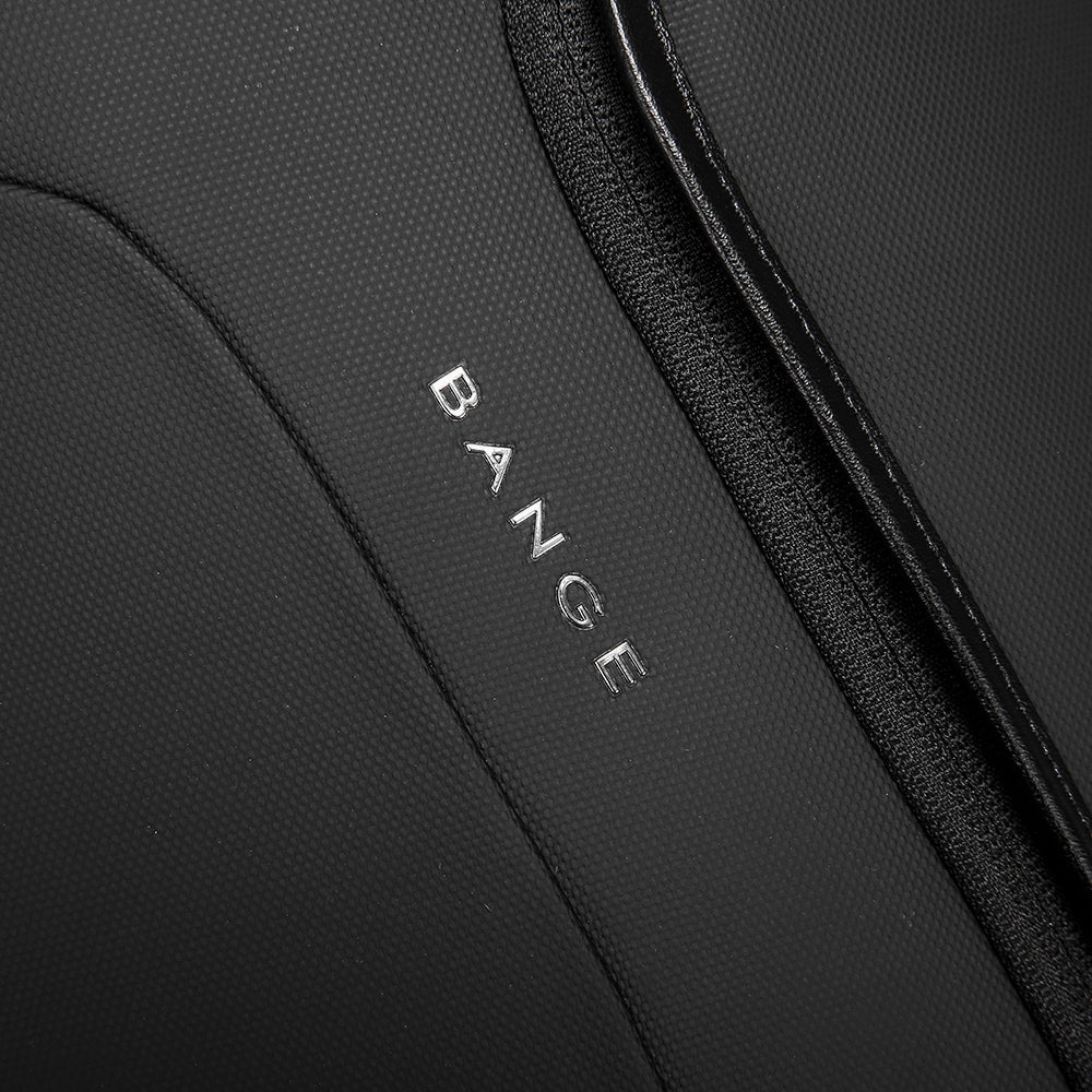 Executive Laptop Backpack for up to 17.3" with USB Port – Bange Vector 